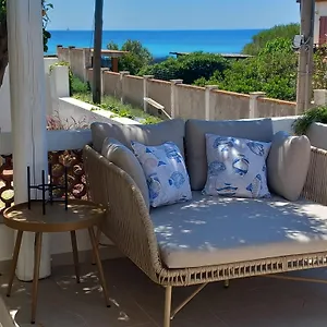 Laku , Sant'Andrea (Sardinia) Italie